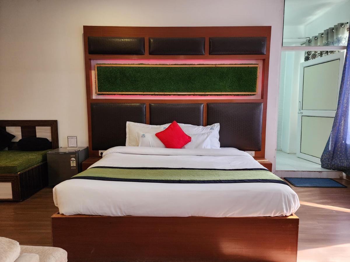 Hotel Bliss Касаули Экстерьер фото