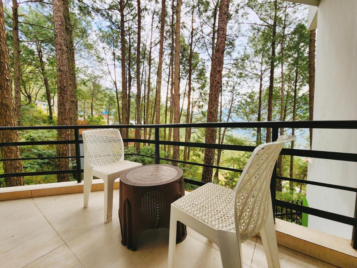 Hotel Bliss Касаули Экстерьер фото