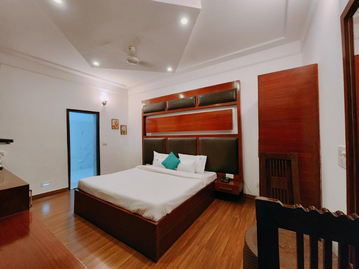 Hotel Bliss Касаули Экстерьер фото