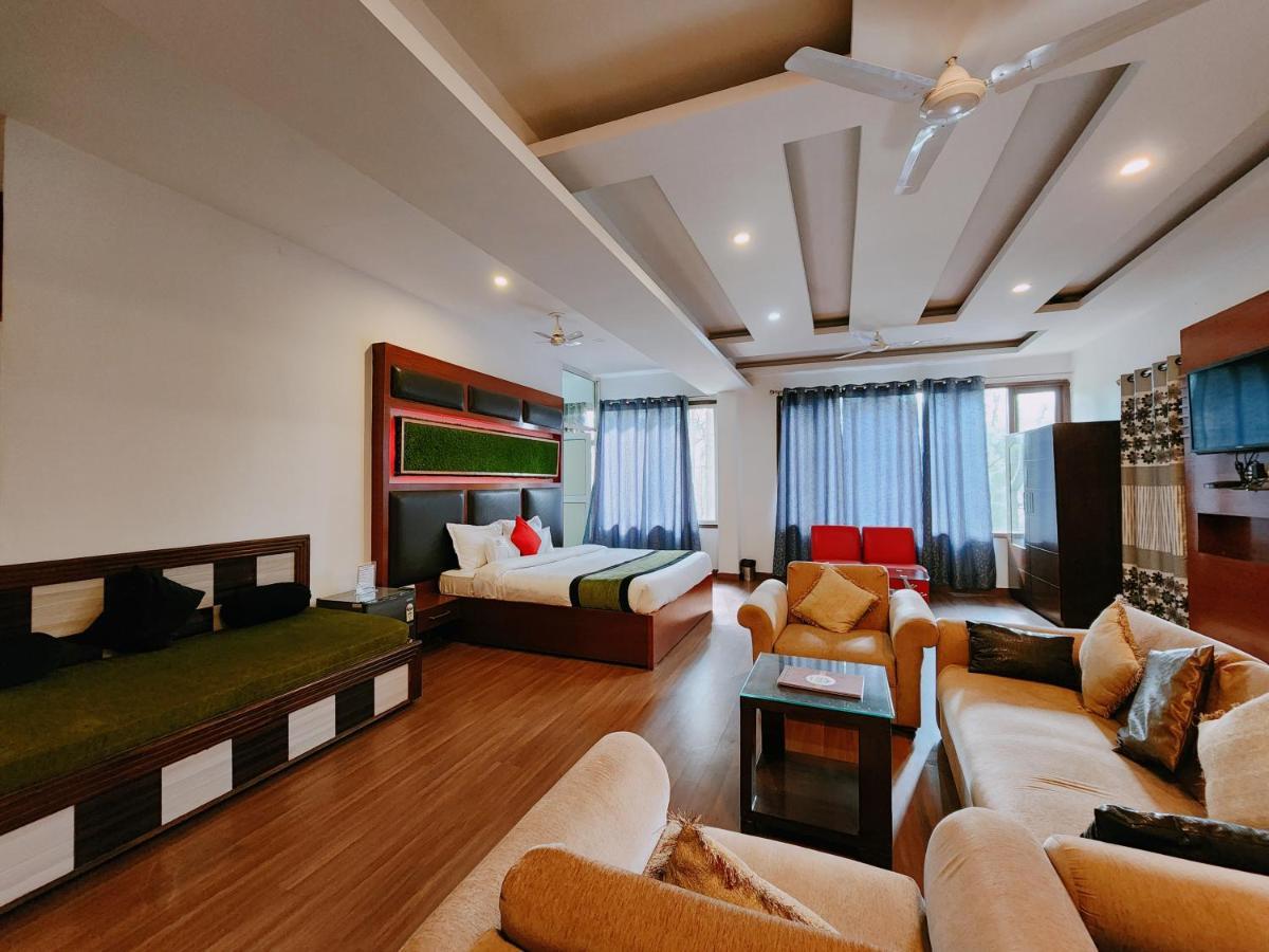 Hotel Bliss Касаули Экстерьер фото