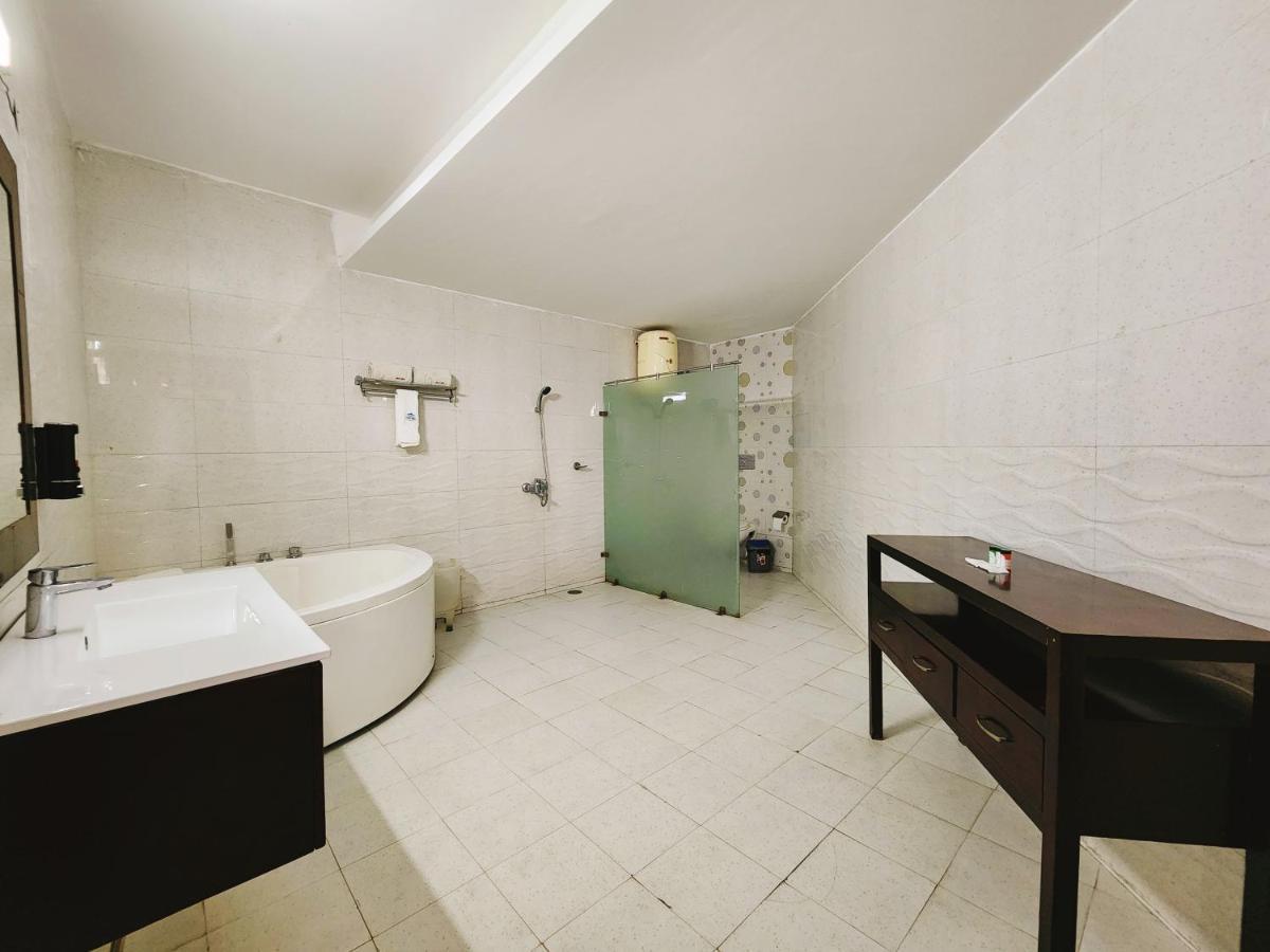 Hotel Bliss Касаули Экстерьер фото