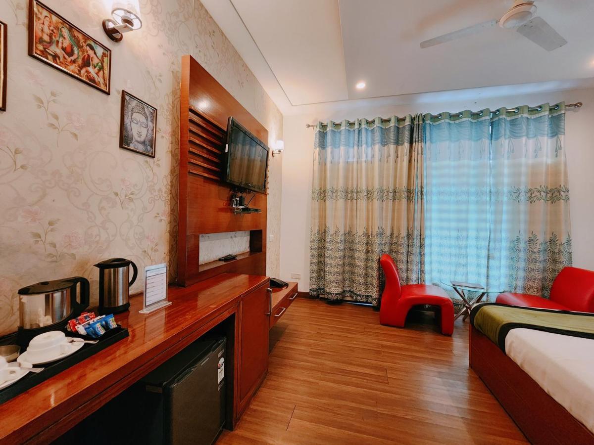 Hotel Bliss Касаули Экстерьер фото
